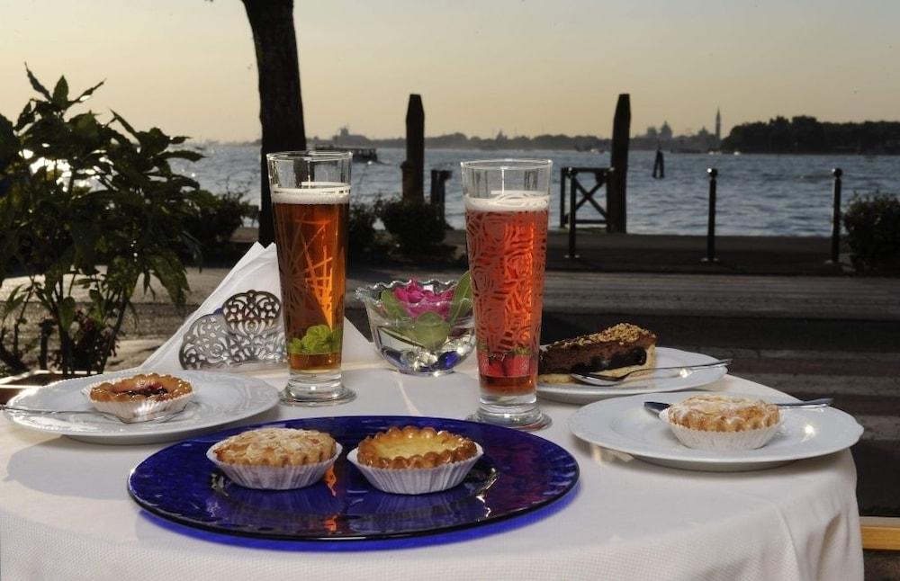 Russo Palace 4* Lido di Venezia