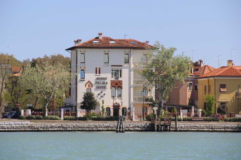 Russo Palace