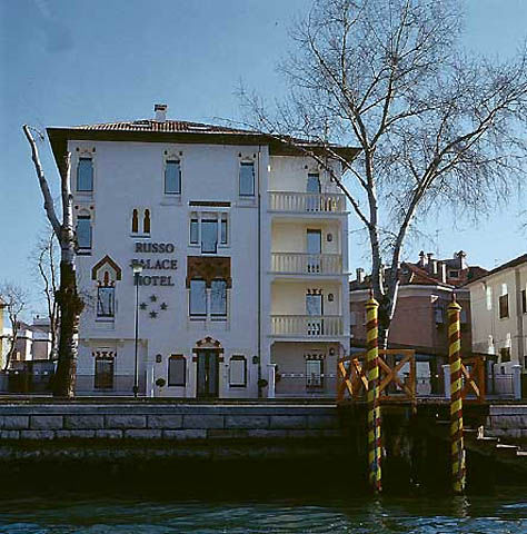 Russo Palace Hotel 4*